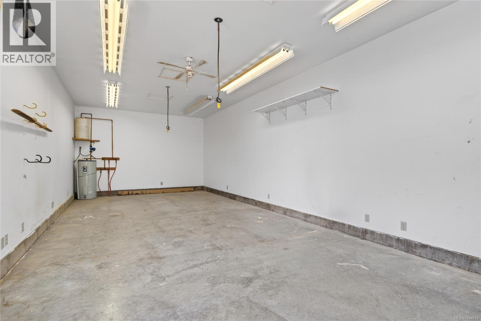 1377 Ocean View Ave - 52