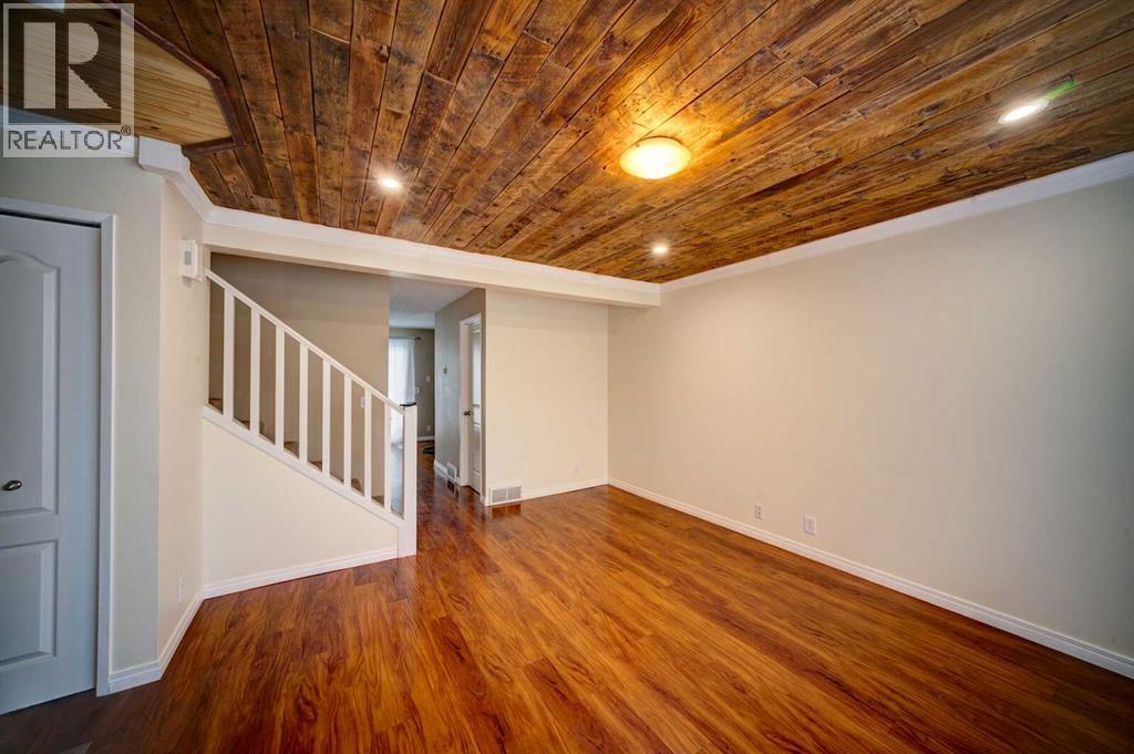 #30 380 Bermuda Drive NW - 3