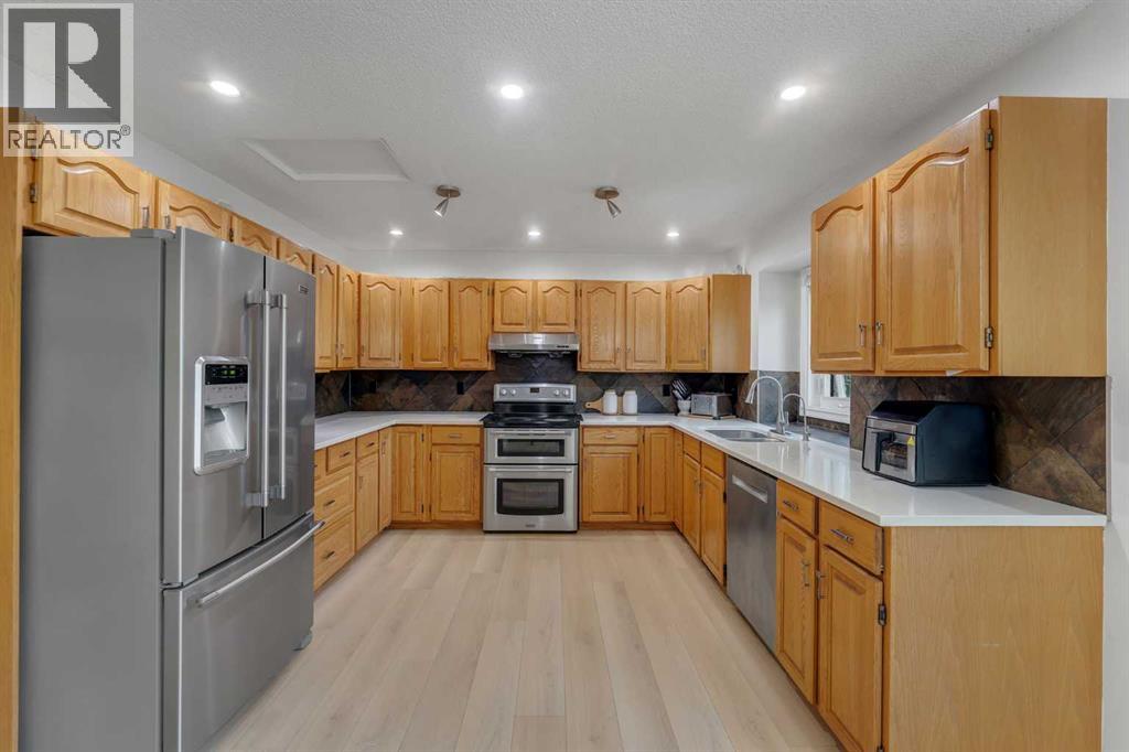 280140 Township Road 241A - Image 12