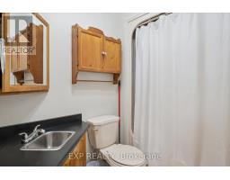 Foyer - 3 - 1378 Three Mile Lake Road, Muskoka Lakes, ON P0B1M0 Photo 17