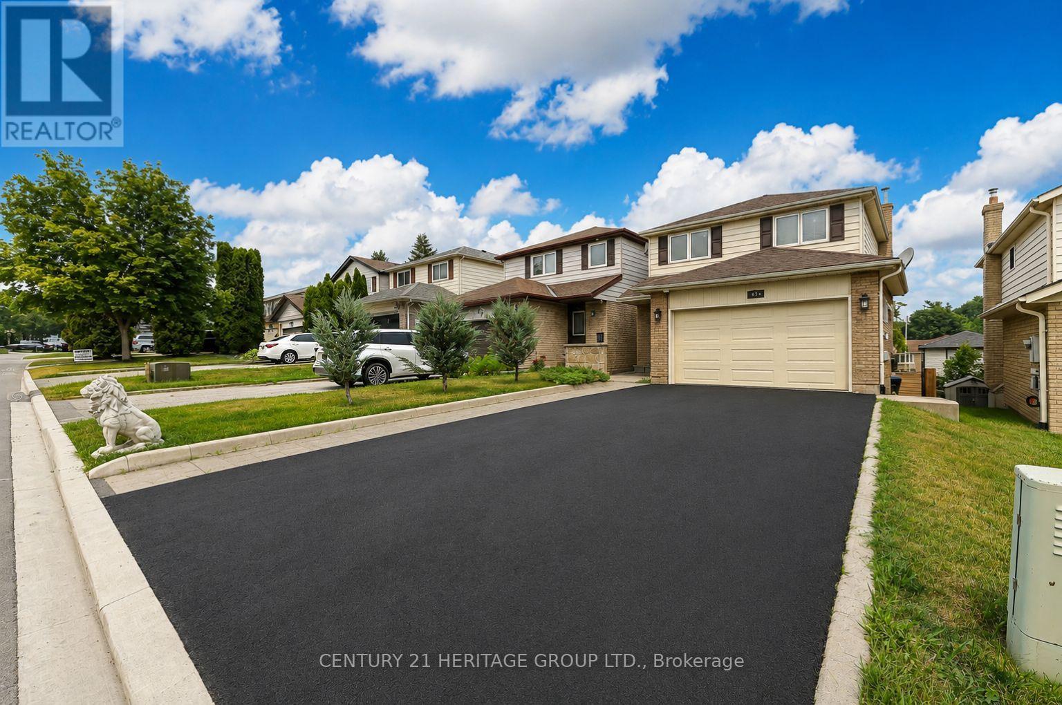 476 BRITANNIA AVENUE - 1