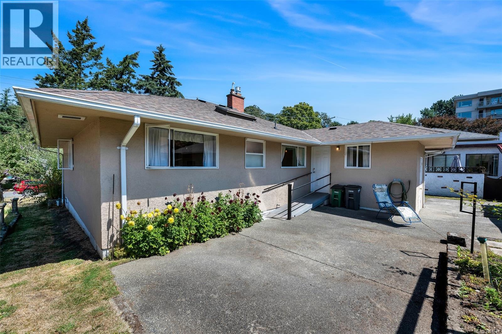 1071 Lodge Ave - 23