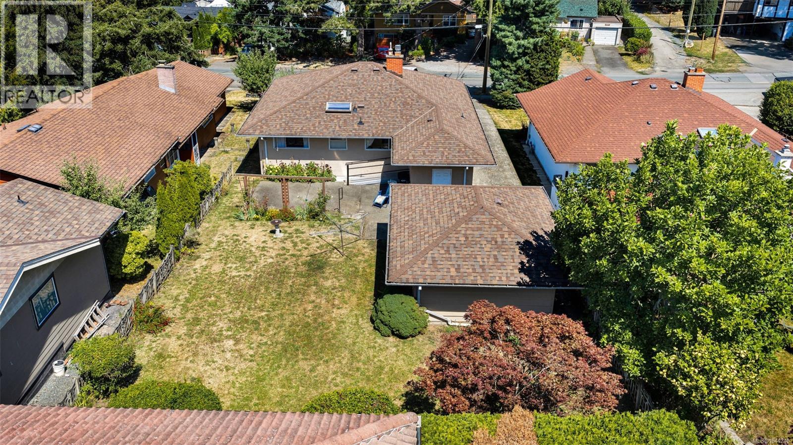 1071 Lodge Ave - 30