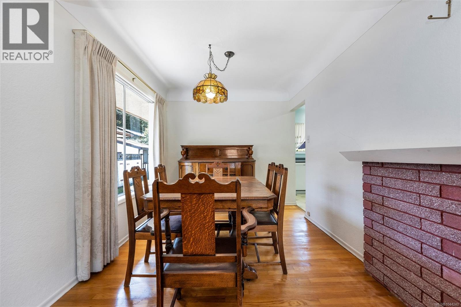 1071 Lodge Ave - 5