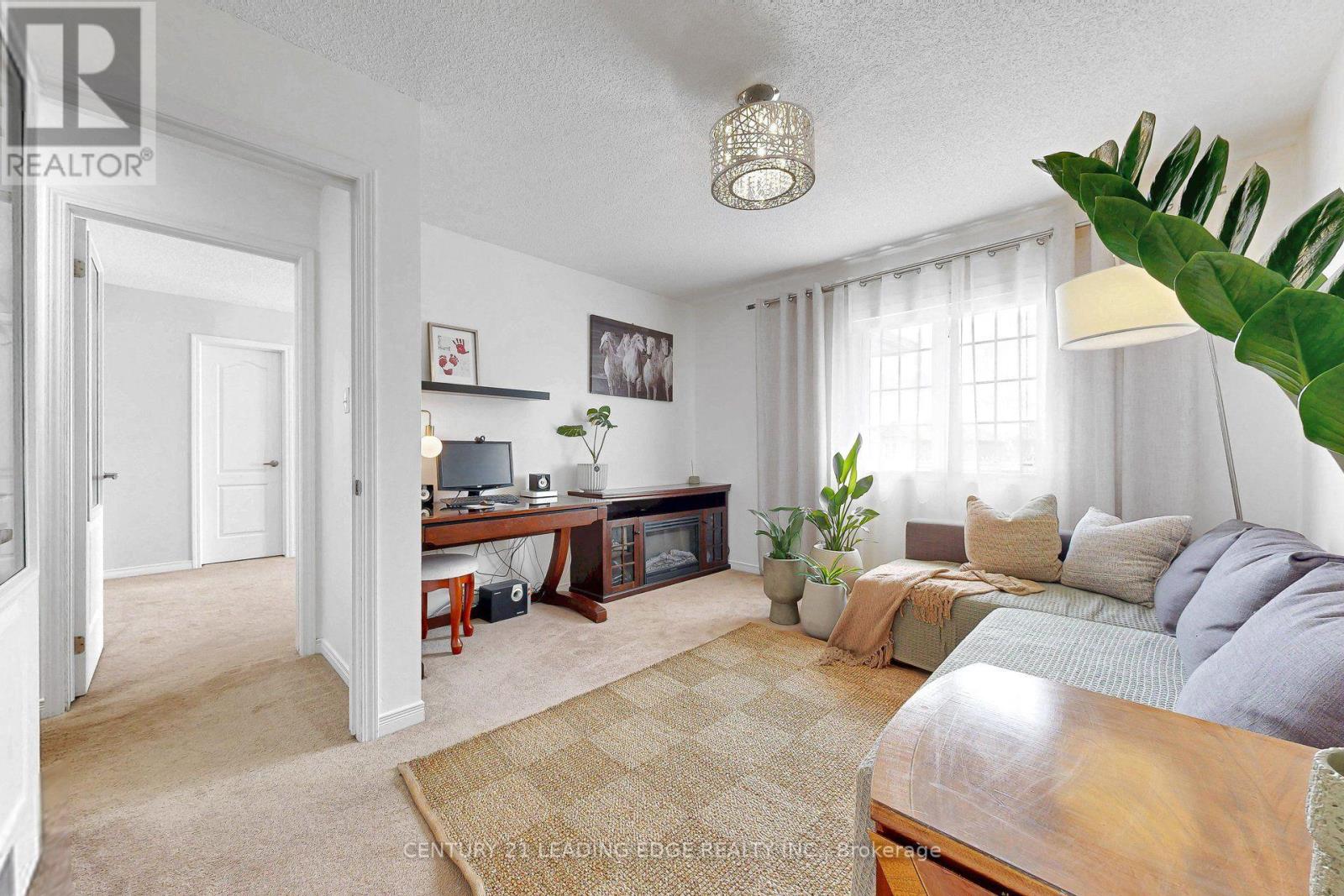 1246 LESLIE DRIVE - 34