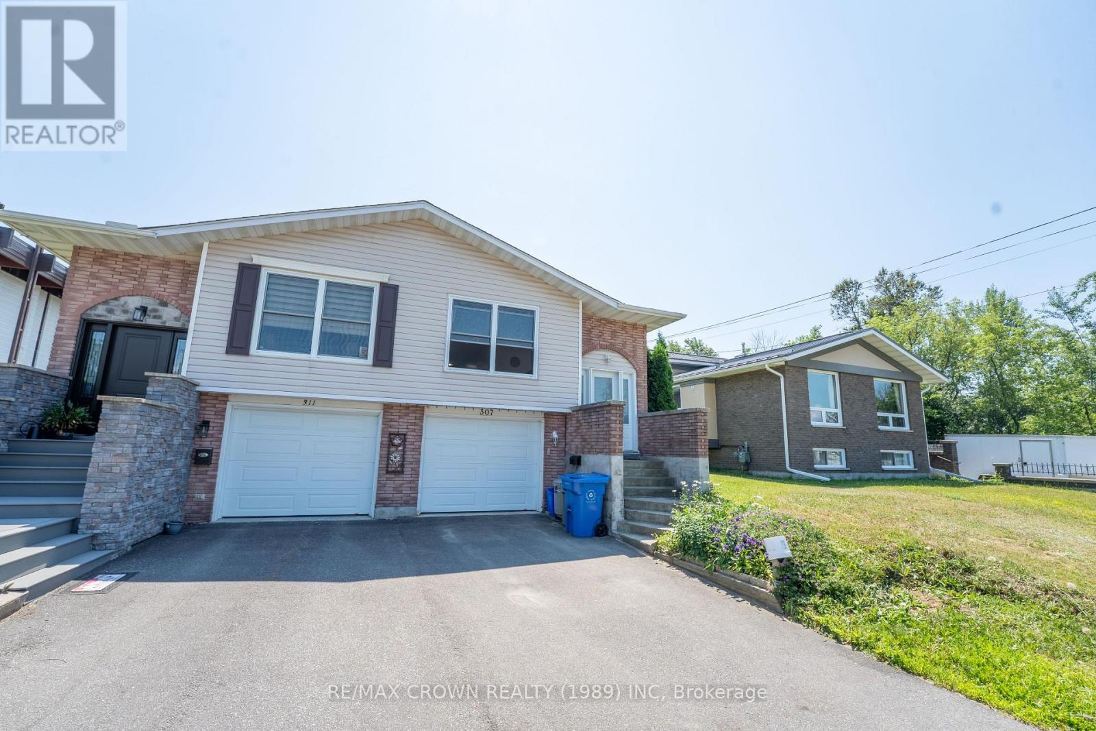 307 MCKENZIE AVENUE - 1