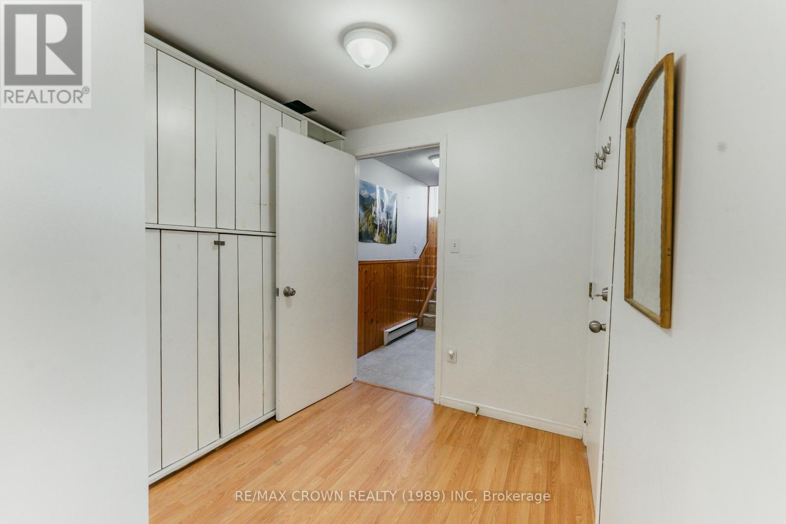 307 MCKENZIE AVENUE - 37