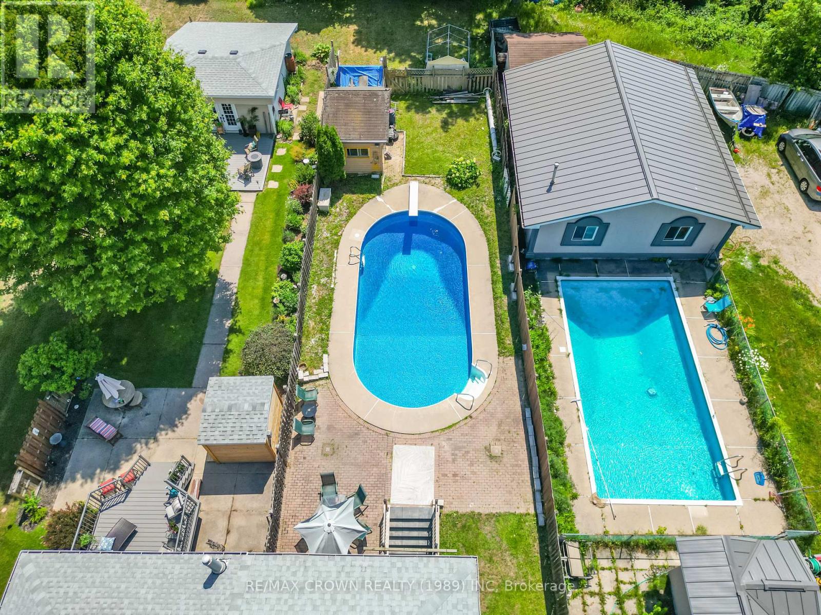 307 MCKENZIE AVENUE - 45