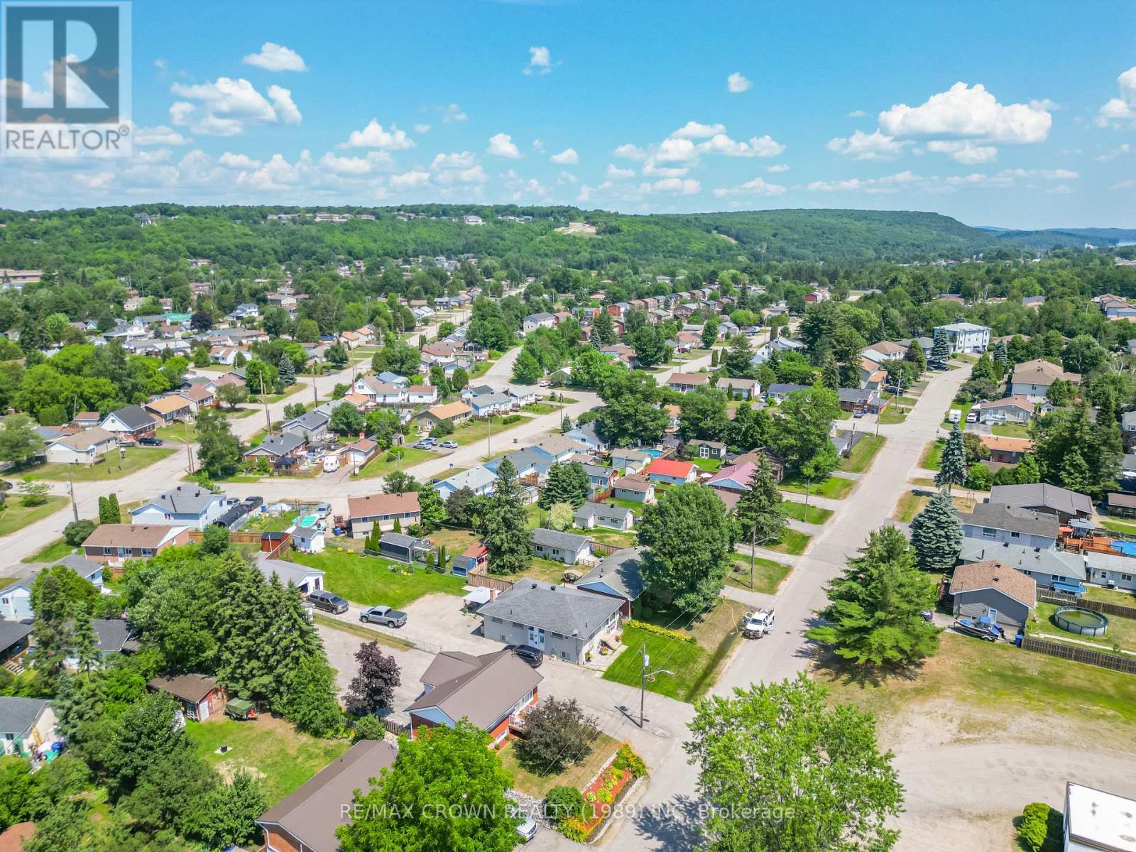 307 MCKENZIE AVENUE - 48