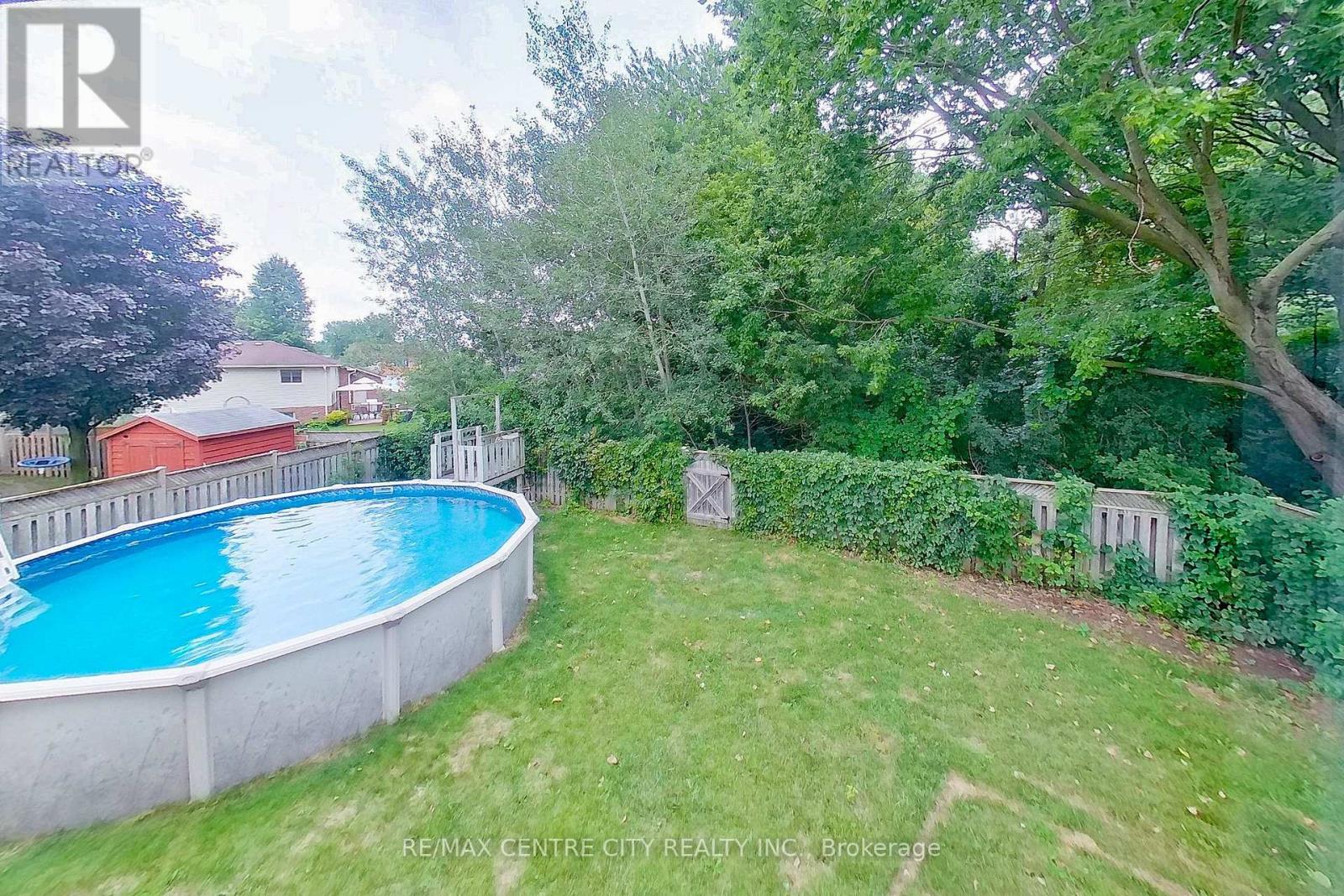 9 YARMOUTH DRIVE - 41