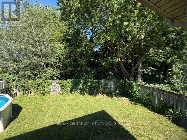 9 YARMOUTH DRIVE - 44