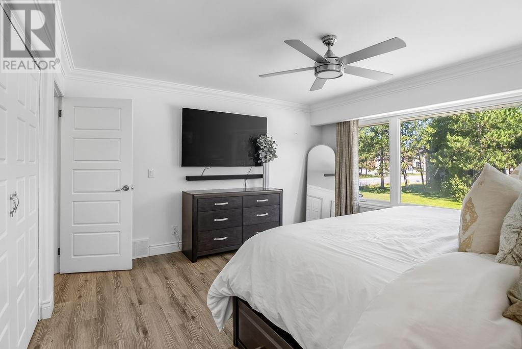 2815 Main Street - 23