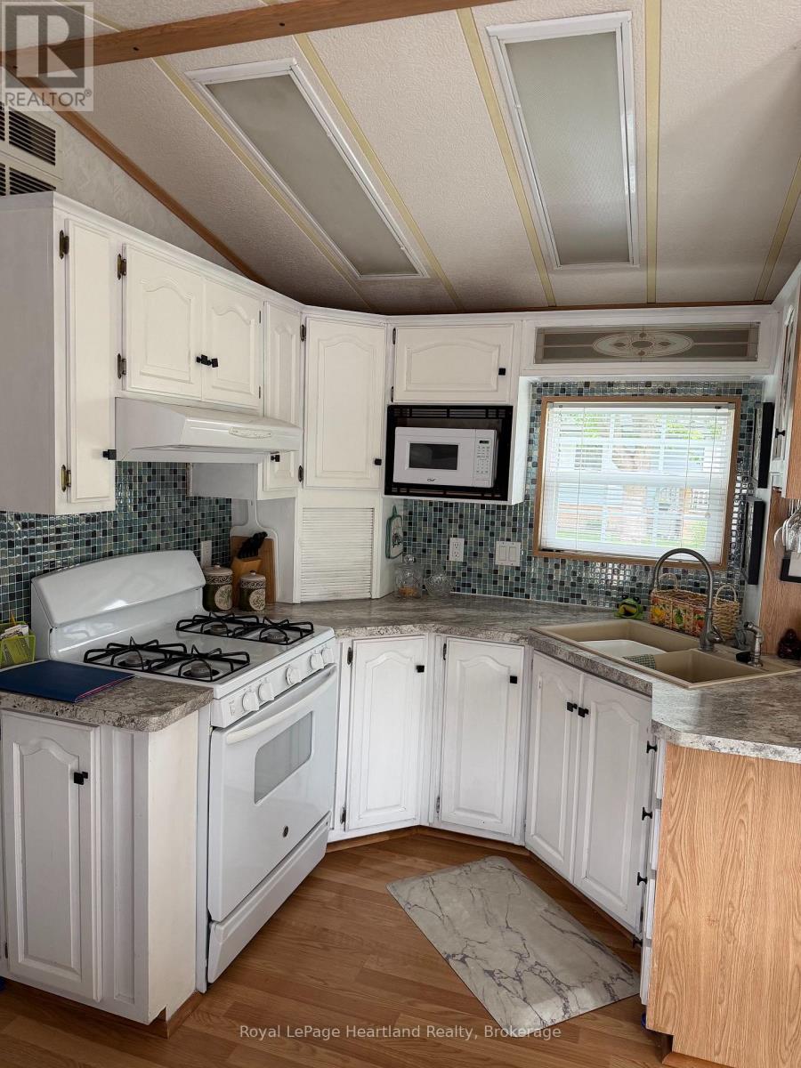 77719 BLUEWATER HWY-45 PORTSIDE HIGHWAY - 12