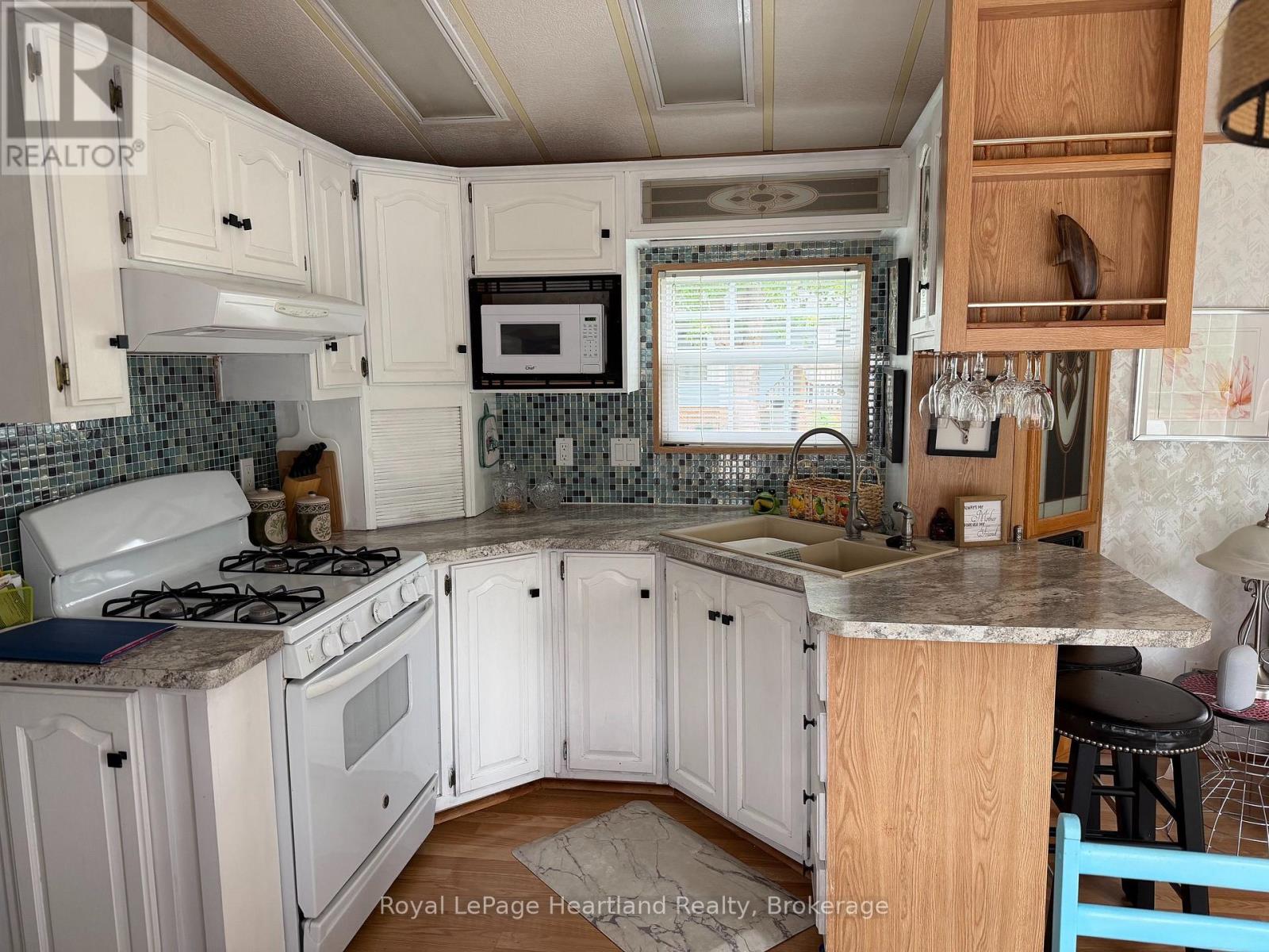 77719 BLUEWATER HWY-45 PORTSIDE HIGHWAY - 14
