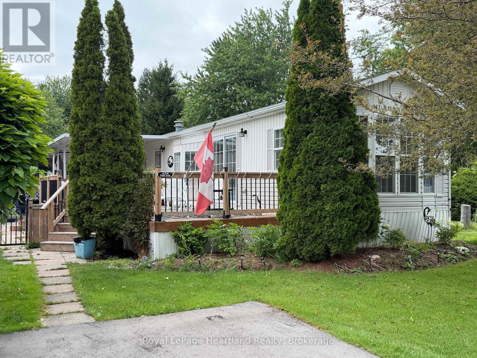 77719 BLUEWATER HWY-45 PORTSIDE HIGHWAY, Central Huron (Goderich) — photo 2