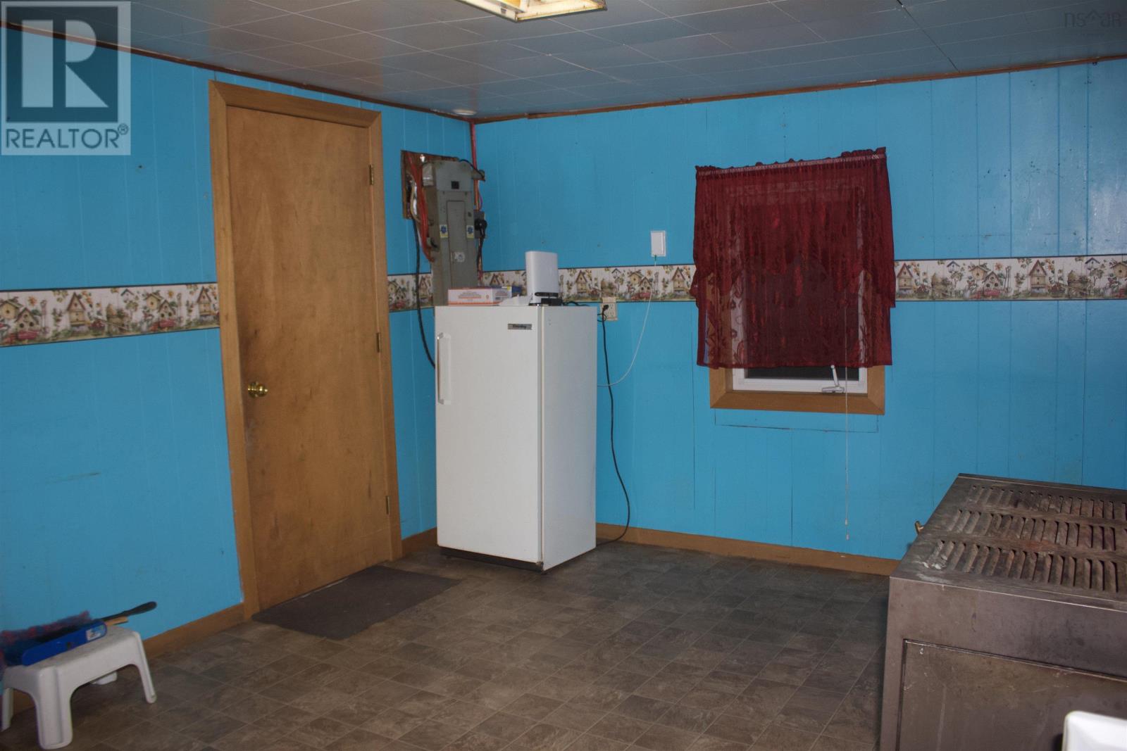 173 Pleasant Valley Road - 10