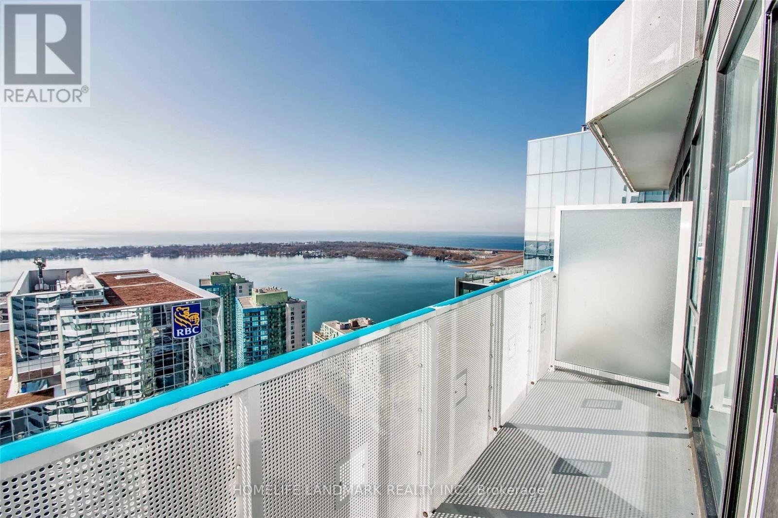 #4908 100 HARBOUR STREET - 10