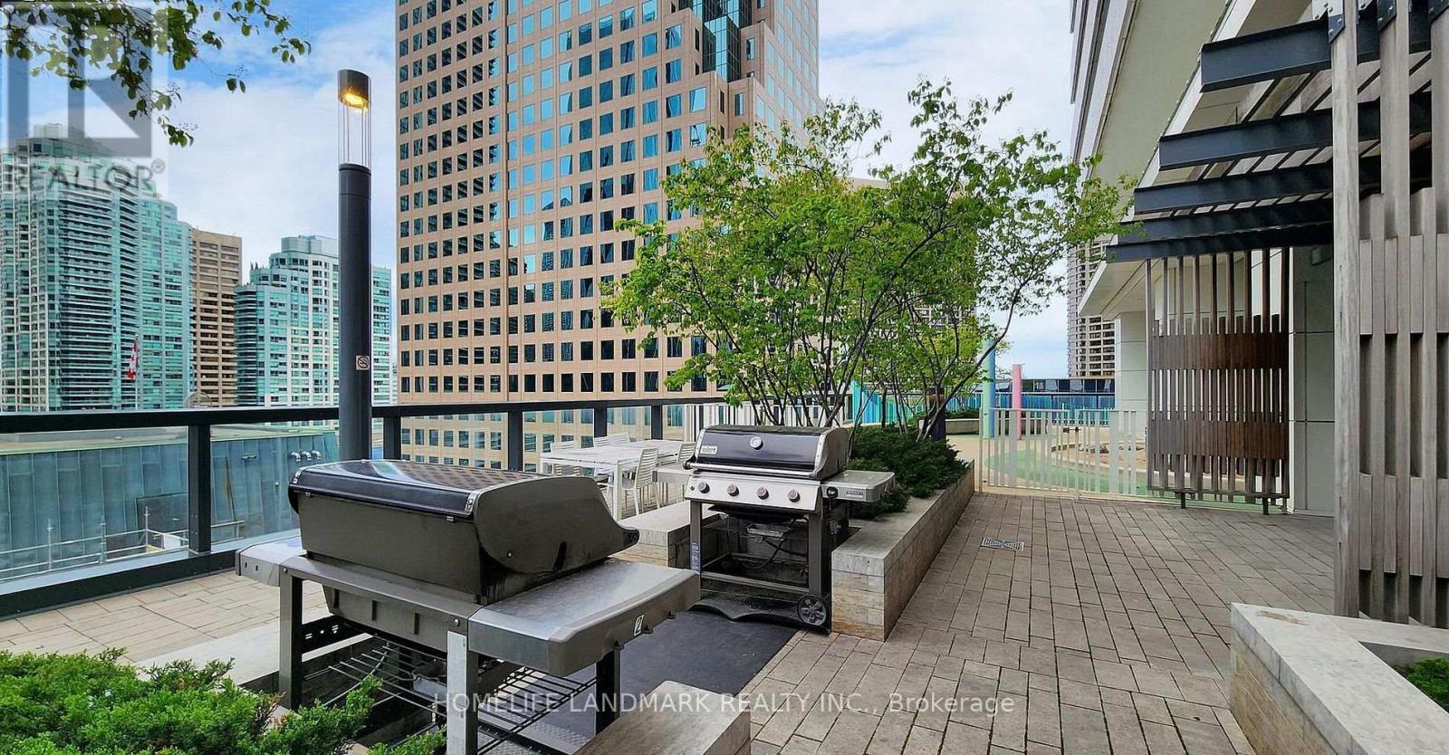#4908 100 HARBOUR STREET - 13