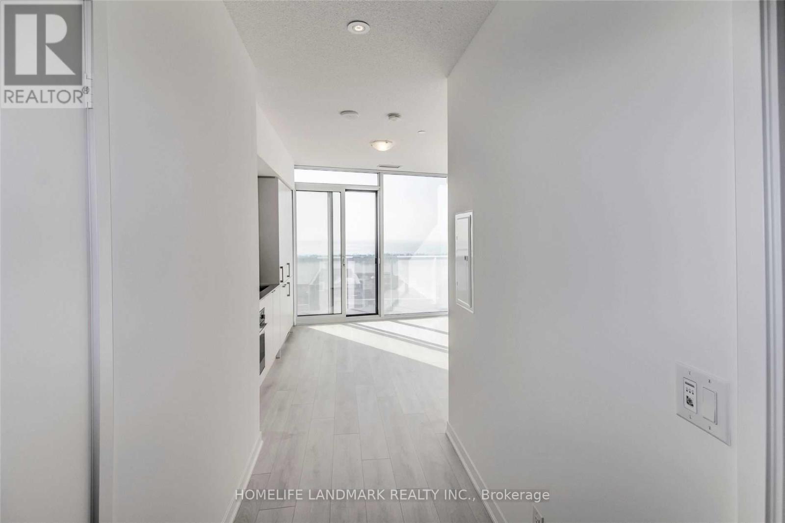 #4908 100 HARBOUR STREET - 4