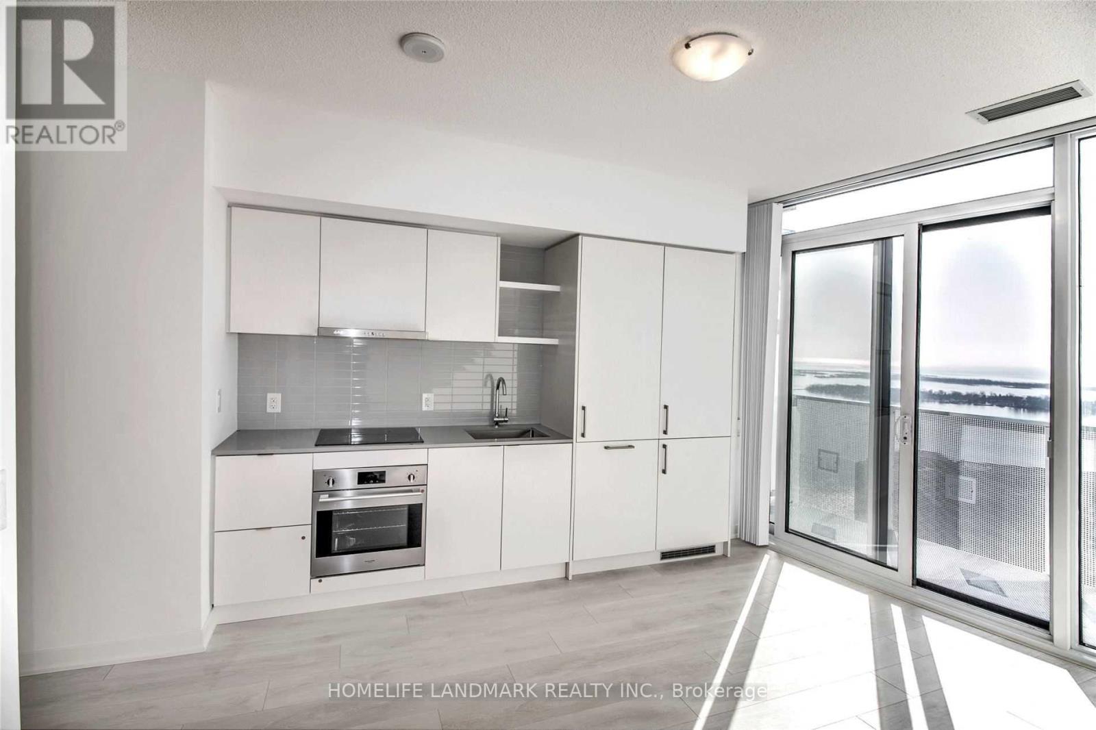 #4908 100 HARBOUR STREET - 5