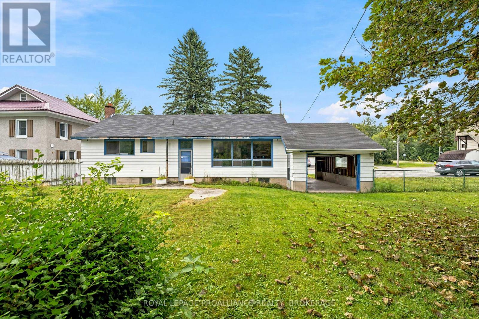 30 ELM STREET - 34