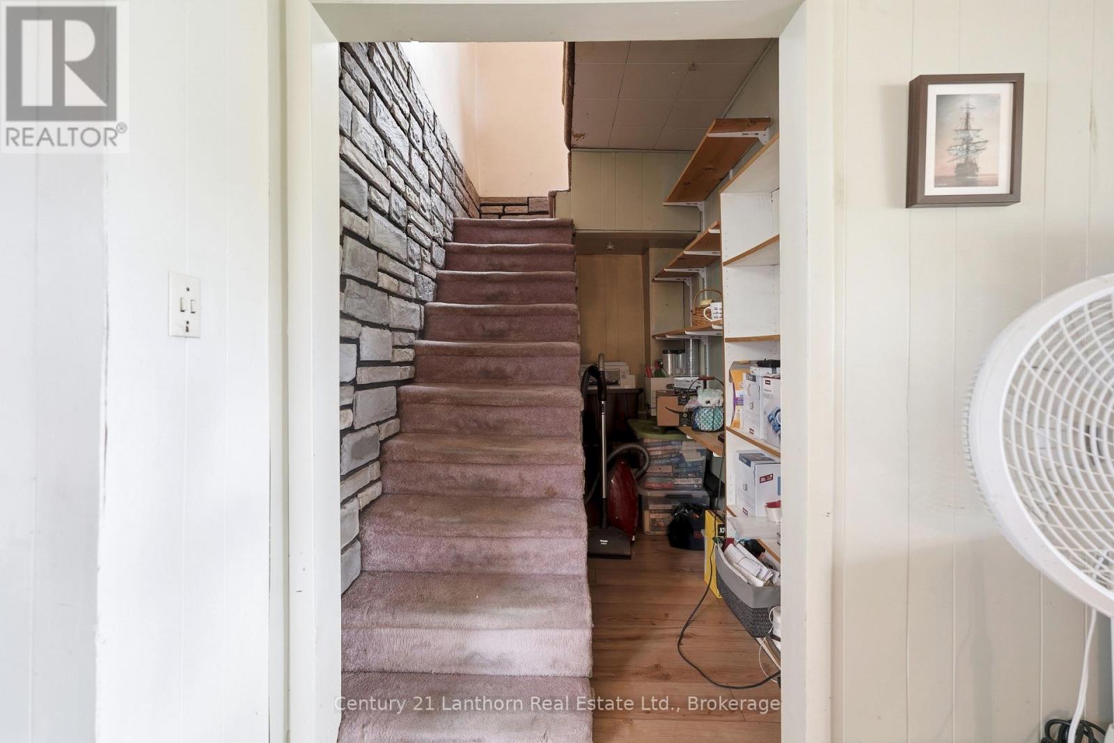 1504 VANDERWATER ROAD - 20