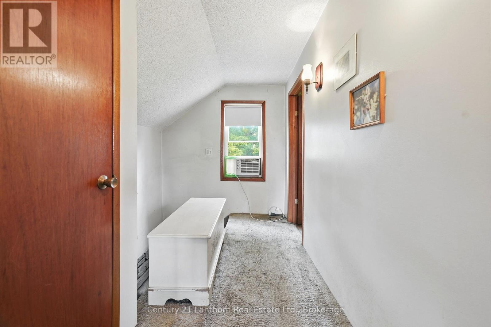 1504 VANDERWATER ROAD - 21