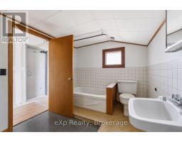 Bathroom - 23b Mother's Road, Tweed), ON K0K3J0 Photo 11