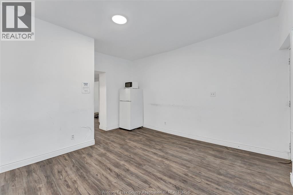 418 CARON AVENUE - Image 8