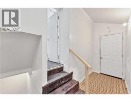 Bedroom - 418 Caron Avenue, Windsor, ON N9A5B4 Photo 16