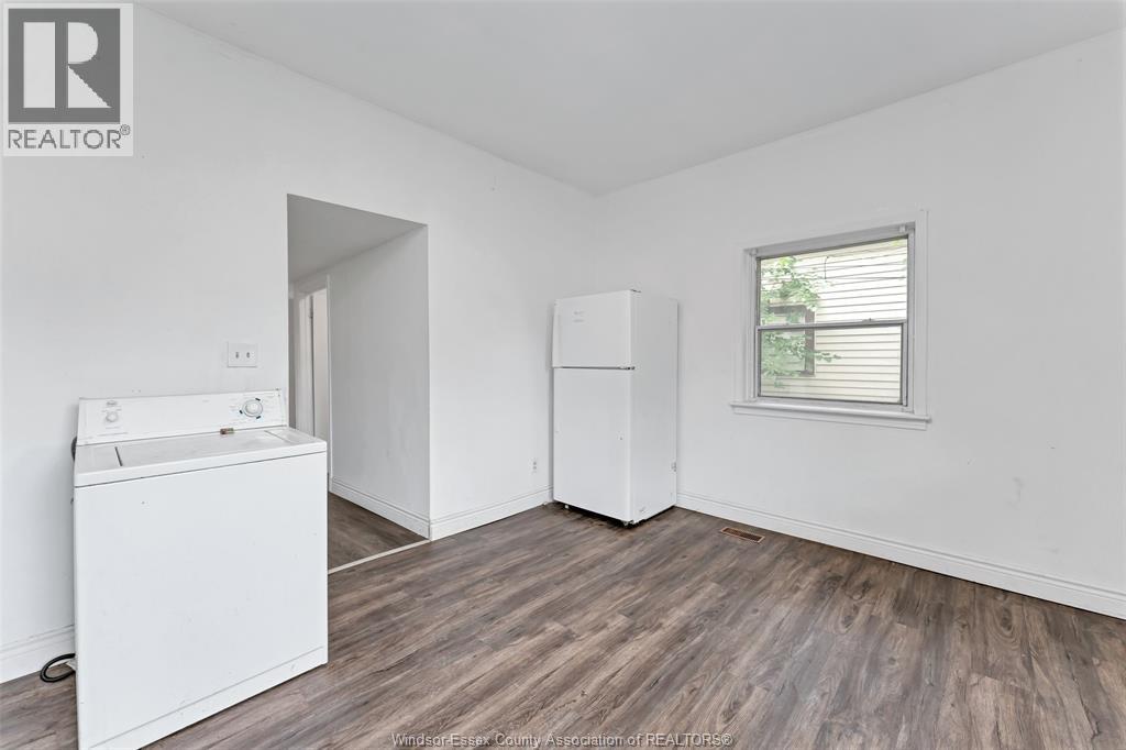 418 CARON AVENUE - Image 11