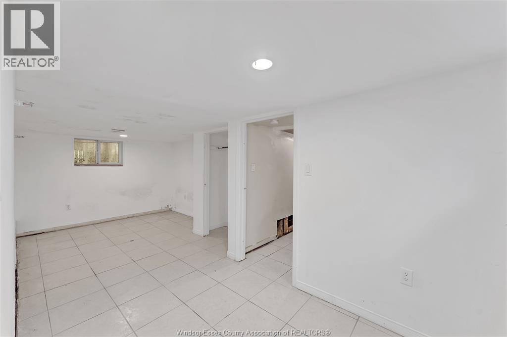 418 CARON AVENUE - Image 18