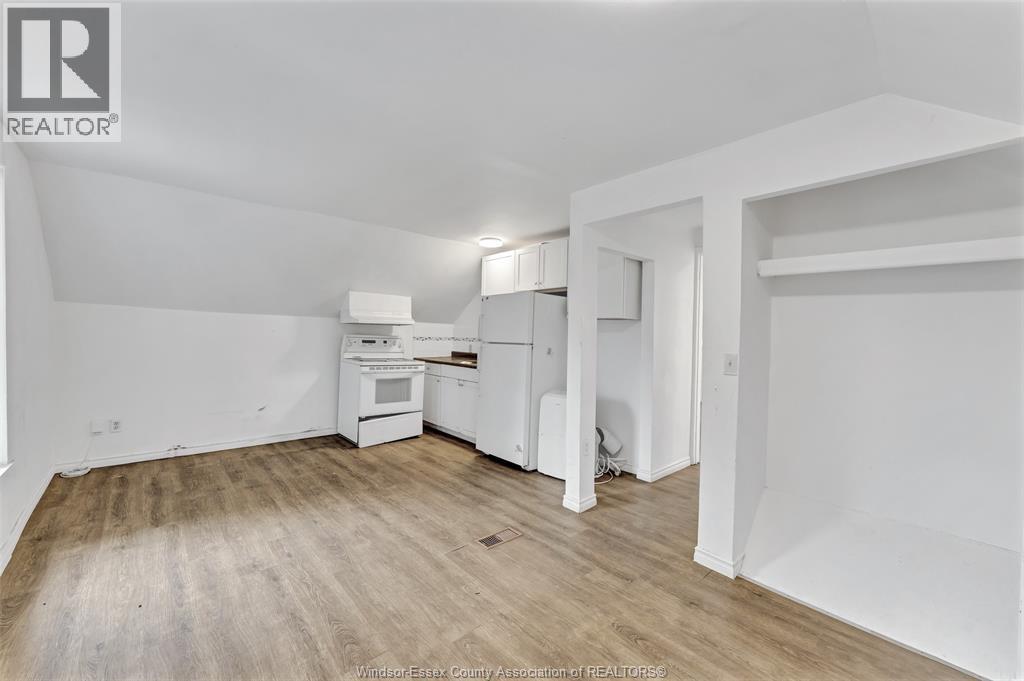 418 CARON AVENUE - Image 29
