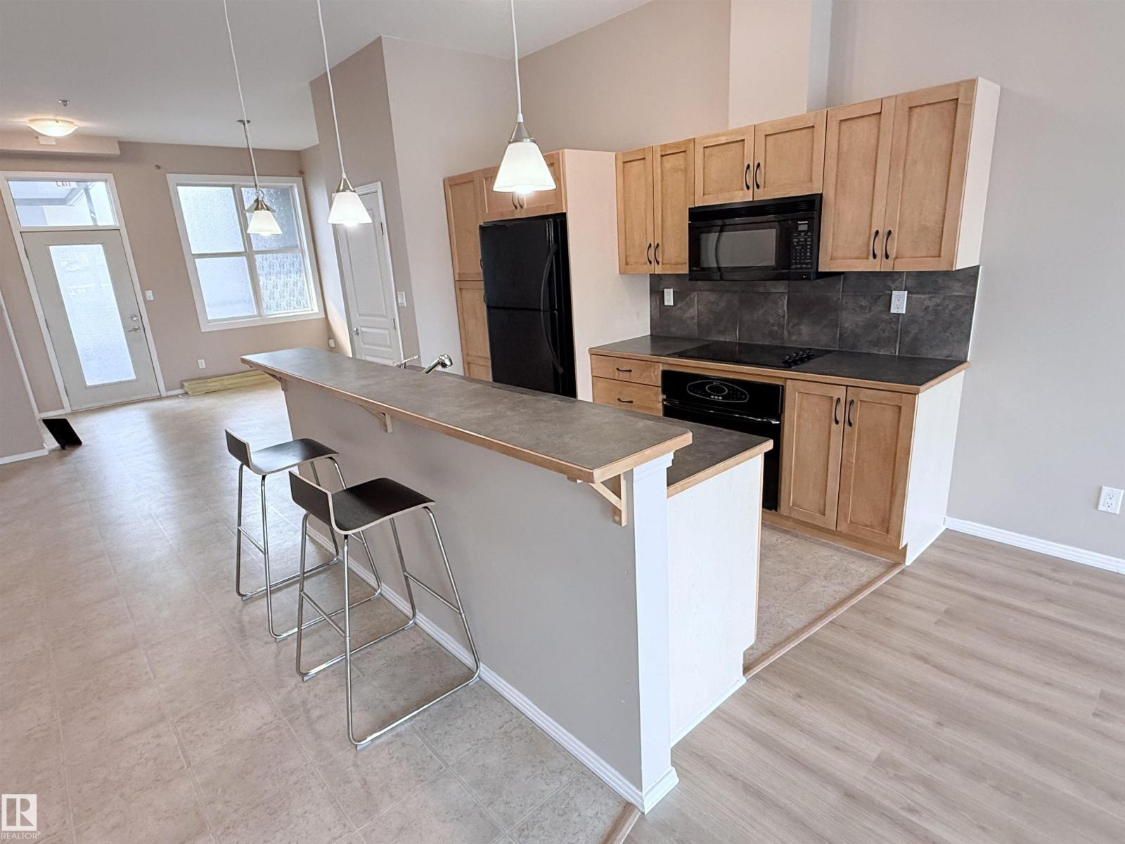 #513 10147 112 ST NW - 9