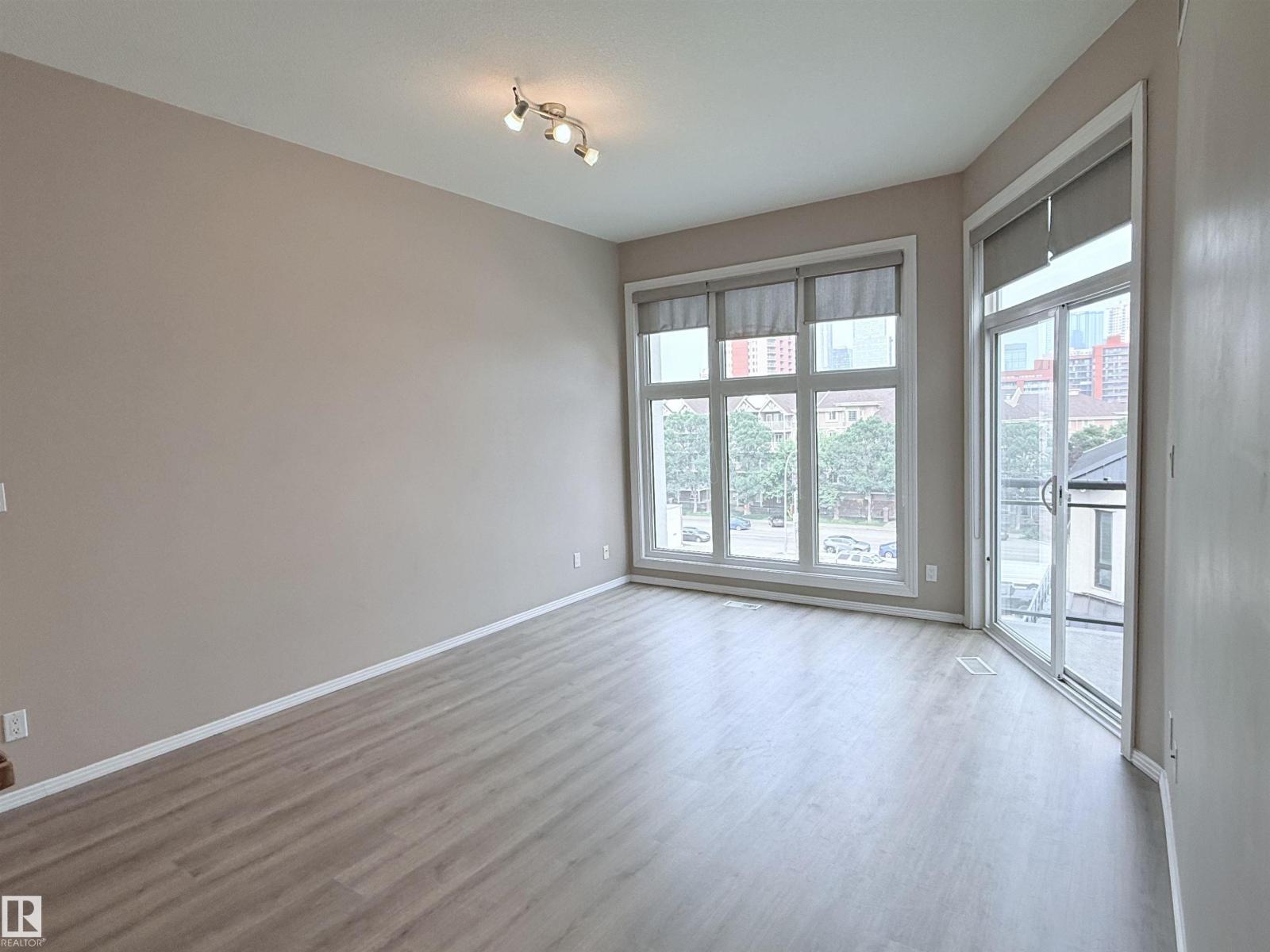 #513 10147 112 ST NW - 15
