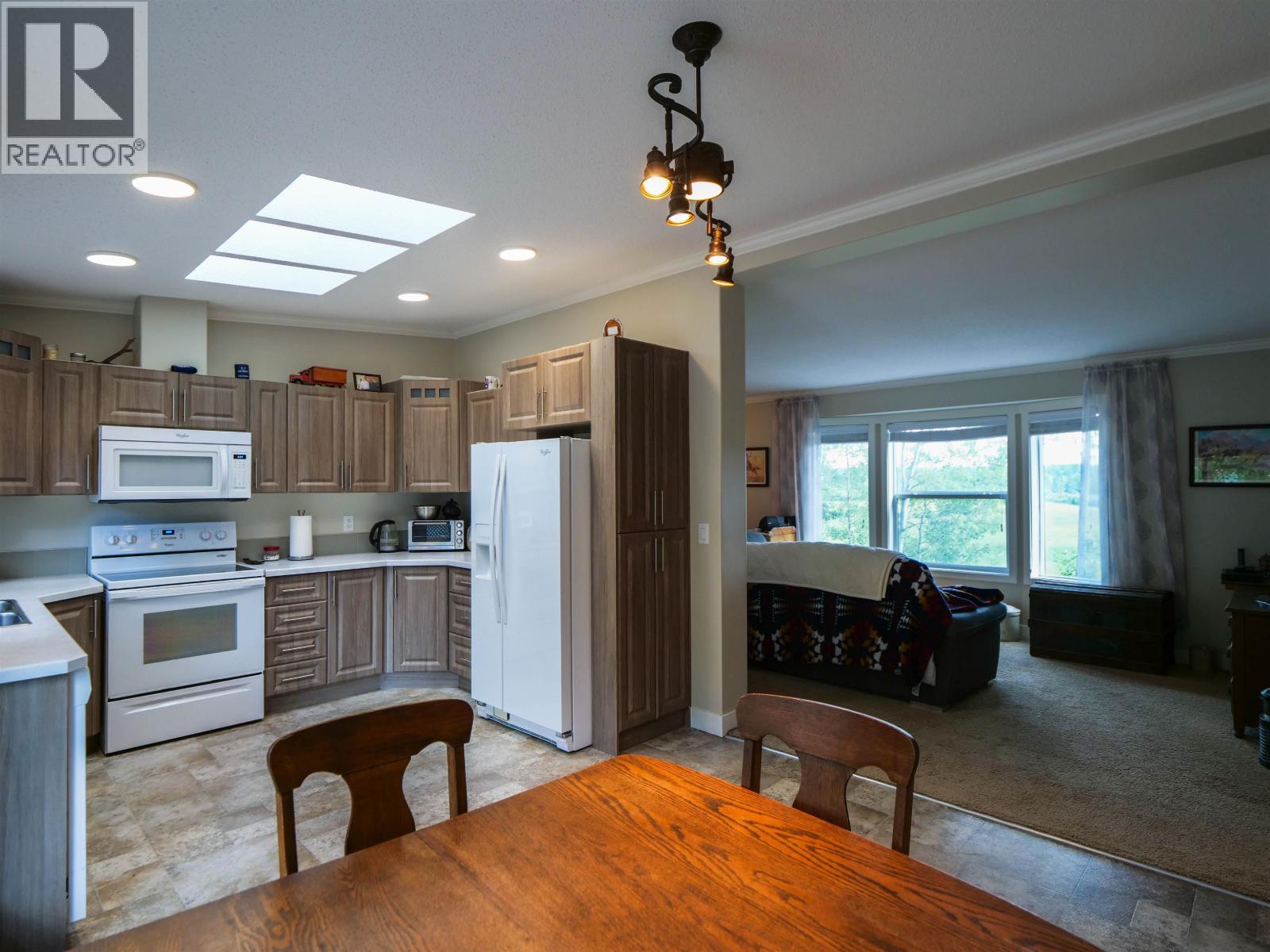 2281 BLACKWATER ROAD - 8