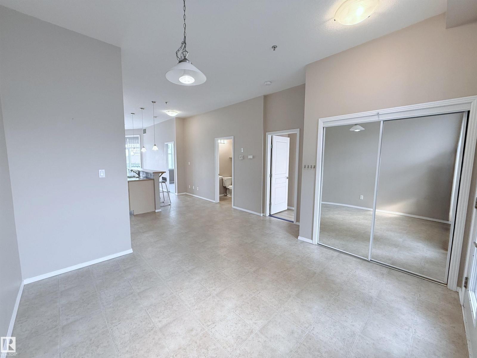 #513 10147 112 ST NW - 3
