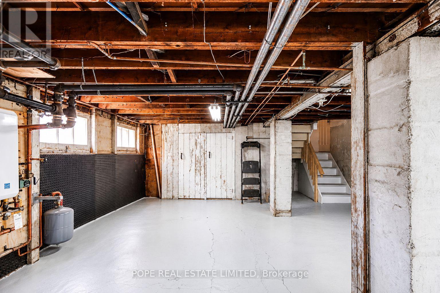 18 EDGEWOOD AVENUE - Image 19