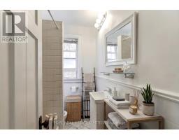Bedroom 2 - 18 Edgewood Avenue, Toronto, ON M4L3E6 Photo 11