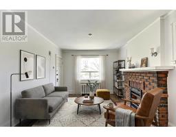 18 Edgewood Avenue, Toronto, ON M4L3E6 Photo 13
