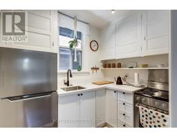 18 Edgewood Avenue, Toronto, ON M4L3E6 Photo 15