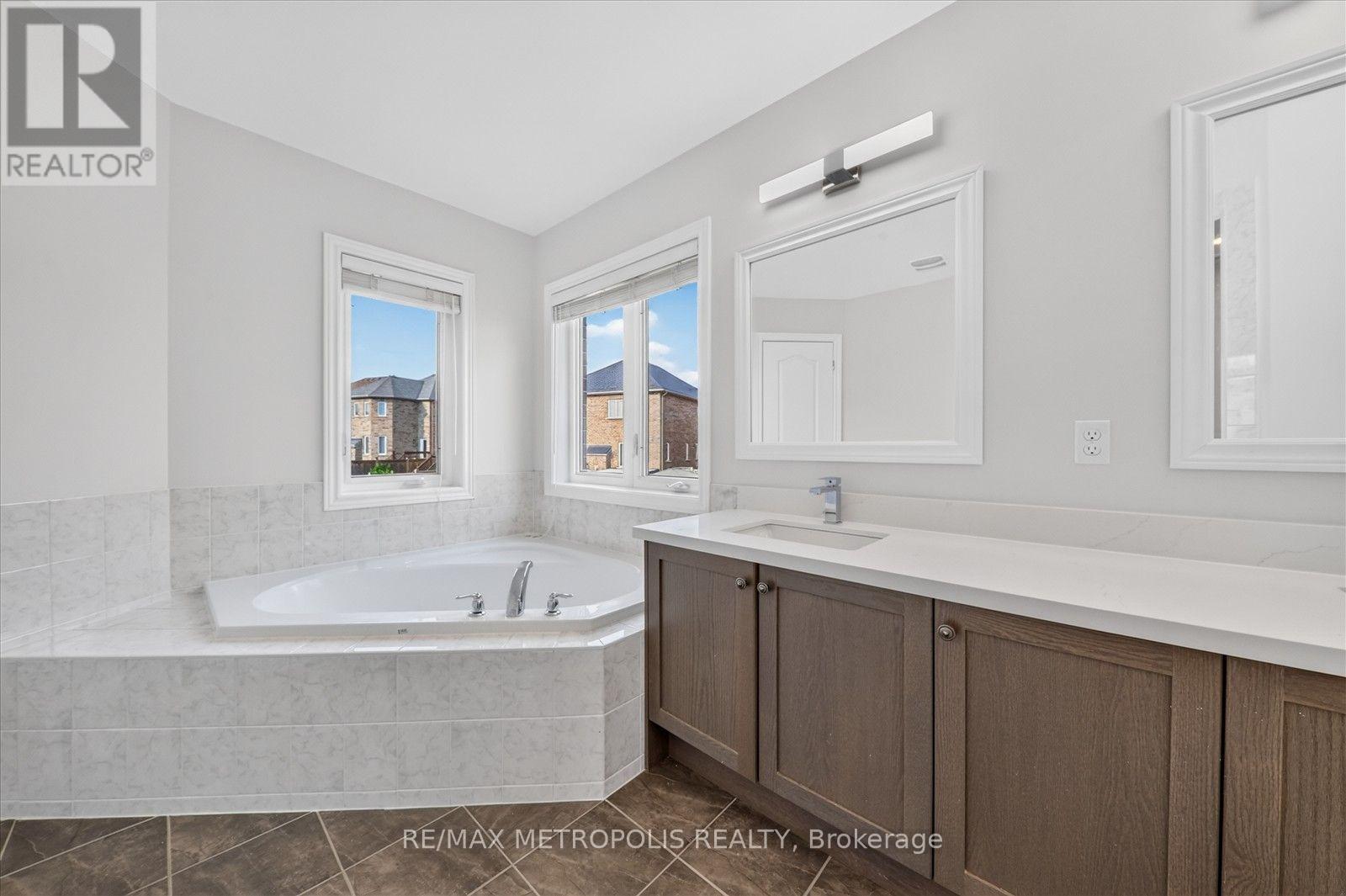 749 BLACK CHERRY DRIVE - Image 28
