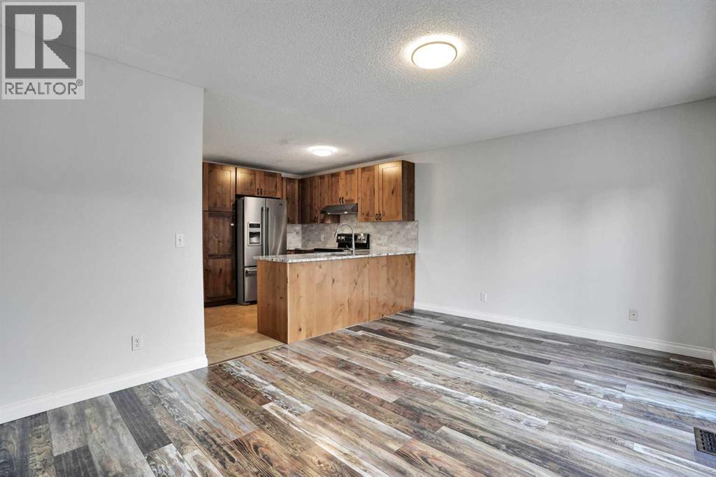 7152 Sierra Morena Boulevard SW - 7