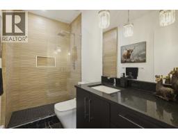 919 E 4th Street, North Vancouver, BC V7L1K3 Photo 32
