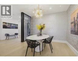 919 E 4th Street, North Vancouver, BC V7L1K3 Photo 16