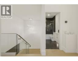 919 E 4th Street, North Vancouver, BC V7L1K3 Photo 22