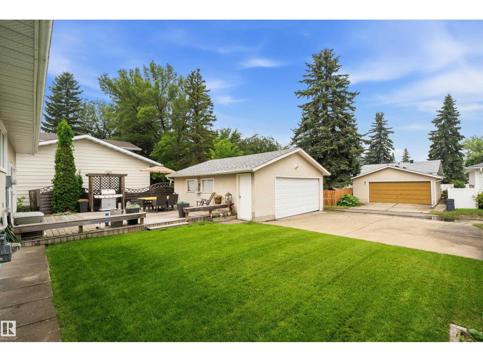 10972 35 AV NW - 50
