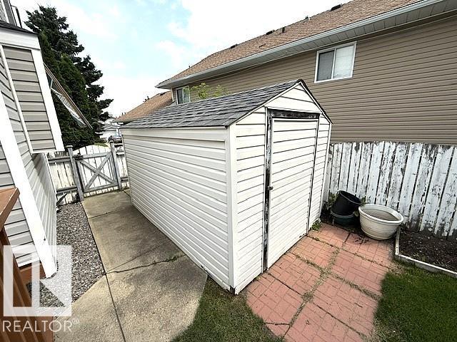 212 WEST Liberty Crescent - Photo 6