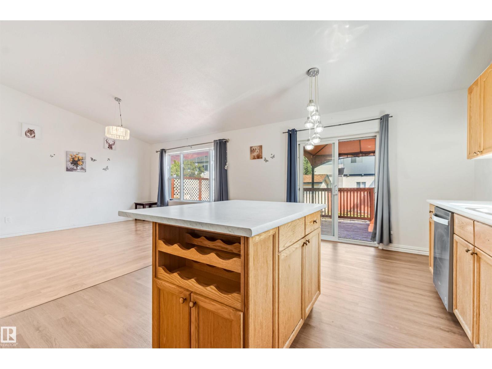 16737 116 ST NW - 17