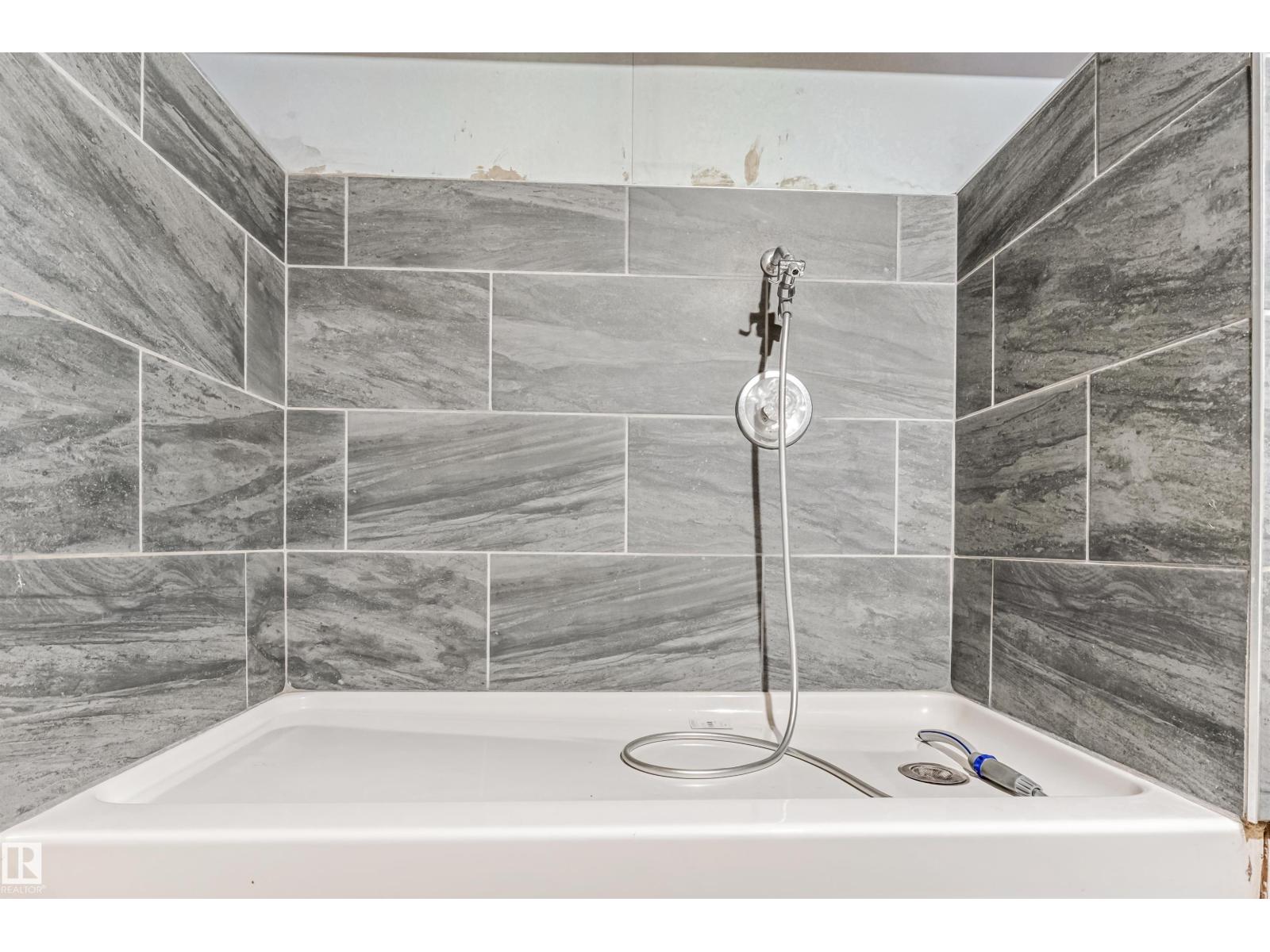 16737 116 ST NW - 34
